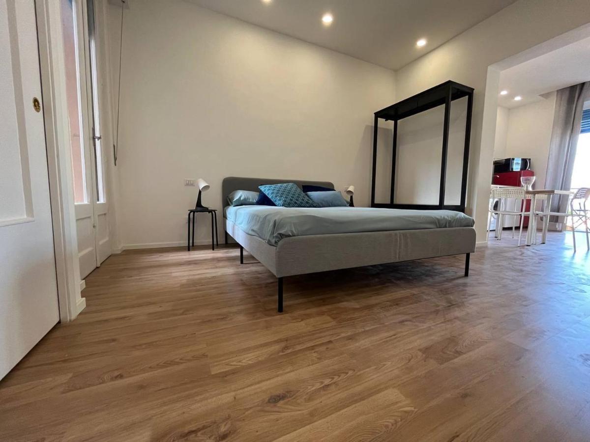 Casa Vacanze Caramagna 2 阿齐·卡斯特罗 外观 照片