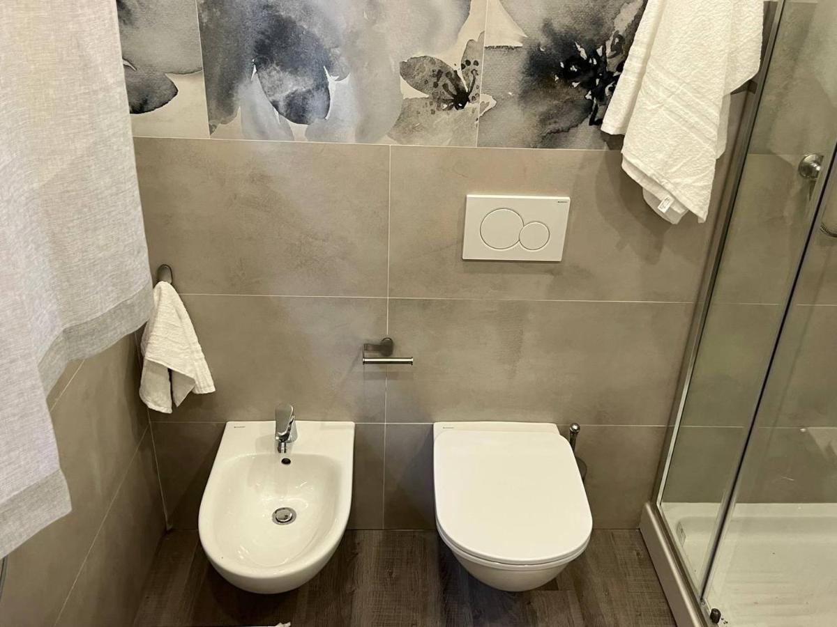 Casa Vacanze Caramagna 2 阿齐·卡斯特罗 外观 照片